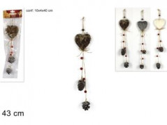 APPENDINO IN LEGNO CON CUORE E PIGNE 43 CM